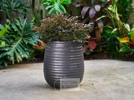 Pilar Round Planter Antique Matte Black