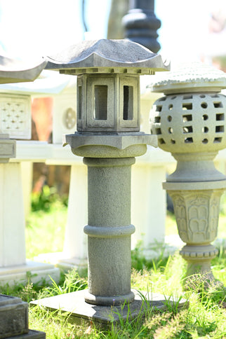 Tranquil Pagoda Lantern