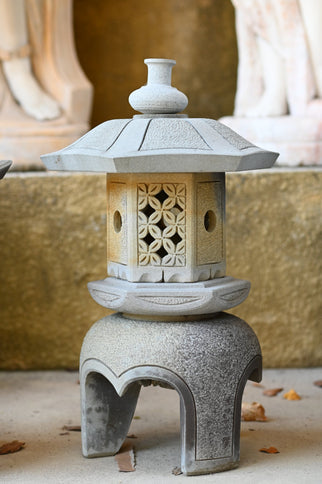 Lotus Crest Lantern