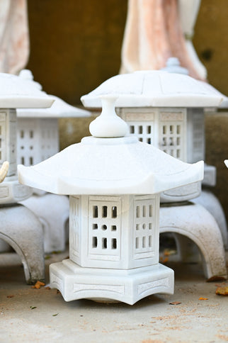 White Horizon Lantern