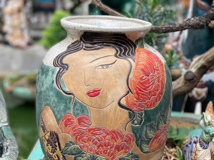 Green Lady Vase