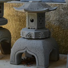 <strong>Stone Lanterns</strong>